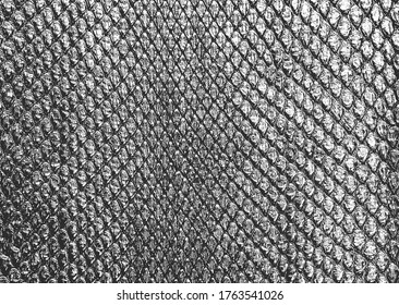 Beklemtes Overlay-Textur aus Krokodil oder Schlangen-Hautleder, brüchiger Hintergrund. abstrakte Halbtonvektorgrafik