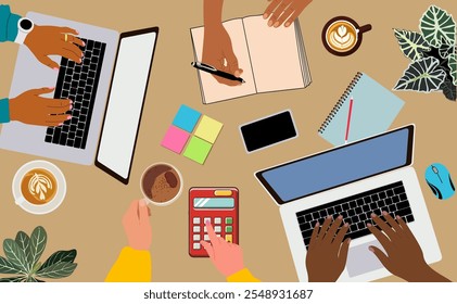 Diversos grupos de pessoas sentadas ao redor da mesa com laptops, calculadora, etc. Equipe de negócios trabalhando em conjunto. Ilustração de vetor plano isolada em fundo branco. 