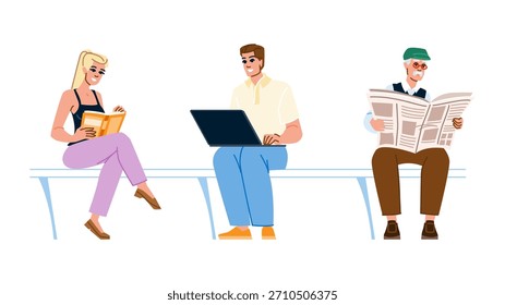 Diversas personas de diferentes generaciones están involucradas de manera independiente con varias formas de información y medios, incluido un libro, una computadora portátil y un periódico, mientras están sentadas en un banco público