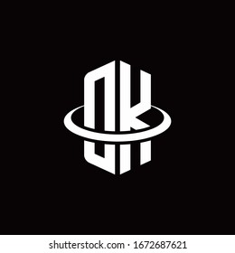 Logo de DK monogramo en forma de hexágono y rodeado de un anillo