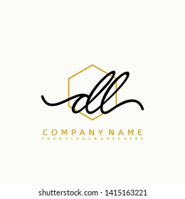 DL Initial handwriting logo concept