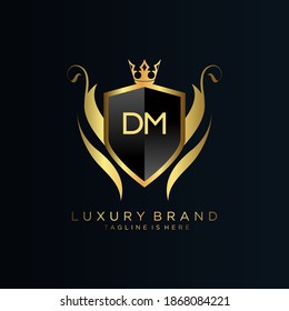 DM Letter Initial mit Royal Template.elegant mit Kronlogo, Creative Lettering Logo Vektor Illustration.