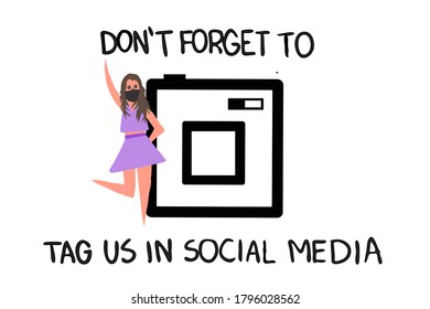 No olviden etiquetarnos en los medios sociales como símbolo de texto escrito a mano, linda mujer graciosa con máscara protectora facial, logo de cámara y fotografía, mensaje aislado en fondo blanco, ilustración vectorial