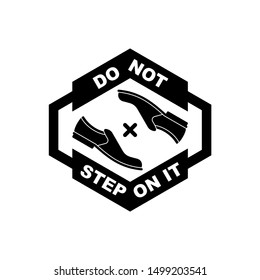 Do not step on it prohibition sign, cardboard packaging logo label illustration.