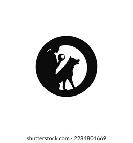 dog trainer simple silhouette modern logo