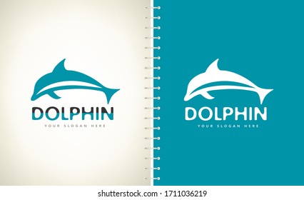 Vector del logotipo delfín. Mamíferos animales submarinos.