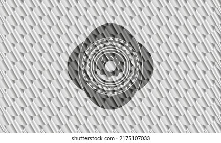 icono de donut dentro del emblema de color plata. Patrón de escalas. Ilustración vectorial. Detallado. 
