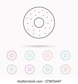 Donut icon. Sweet doughnuts sign. Breakfast dessert symbol. Linear icons on white background.