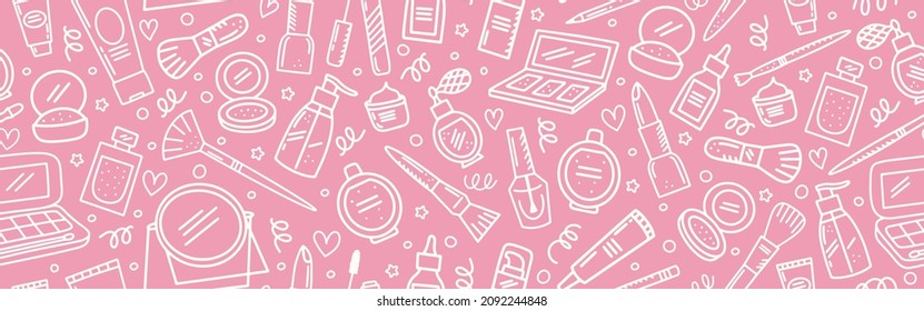 La belleza del doodle conforma un fondo impecable. Cartel con elementos cosméticos dibujados a mano. Pincel, esmalte de uñas, cimiento, perfume, sombra de ojos, rímel, espejo, crema, lápiz labial. Patrón de vector de contorno