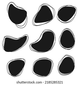 Doodle Blob forma un conjunto de vectores. Flor aleatoria, mancha de tinta, silueta de piedra, mancha de tinta. Elementos orgánicos abstractos simples de husillo de fluidos. aislado de fondo blanco. ilustración vectorial