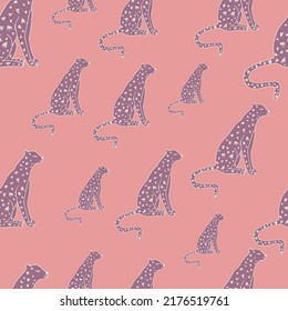Doodle cheetah seamless pattern. Hand drawn cute leopard endless wallpaper. Wild animals background. Design for fabric, textile, wrapping, illustration