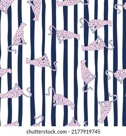 Doodle cheetah seamless pattern. Hand drawn cute leopard endless wallpaper. Wild animals background. Design for fabric, textile, wrapping, illustration
