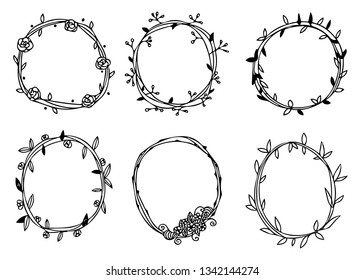 Doodle circle flower frames vector set, vector doodle floral wreath in black line on a white background