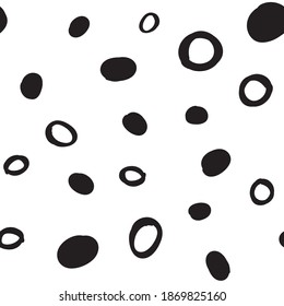 Doodle dots seamless pattern. Hand drawn circles background. Monochrome texture.