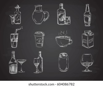 Doodle drinks, wine, beer, bottles. hand drawn beverages vector collection