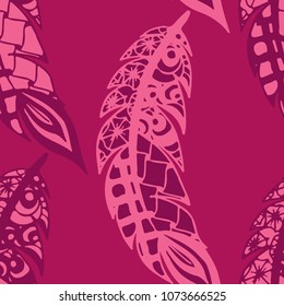 Doodle Feathers. Seamless Pattern with Hand Drawn Zentangles. Ethnic Boho Background. Simple Freehand Pattern for Rapport, Print, Textile, Fabric. Trendy Vintage Seamless Texture. Colorful Vector