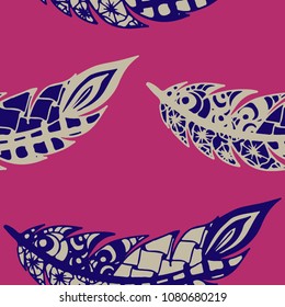 Doodle Feathers. Seamless Pattern with Hand Drawn Zentangles. Ethnic Boho Background. Simple Freehand Pattern for Rapport, Print, Textile, Fabric. Trendy Vintage Seamless Texture. Colorful Vector