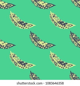 Doodle Feathers. Seamless Pattern with Hand Drawn Zentangles. Ethnic Boho Background. Simple Freehand Pattern for Rapport, Print, Textile, Fabric. Trendy Vintage Seamless Texture. Colorful Vector