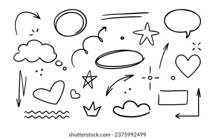 Elementos de la línea de la pluma con brillo de garabatos sobre un fondo blanco. Corazón de garabato, flecha, estrella, énfasis, burbuja de habla, icono de conjunto de elementos chispeantes. Esbozo simple de énfasis de línea, atención, elementos de patrón. 