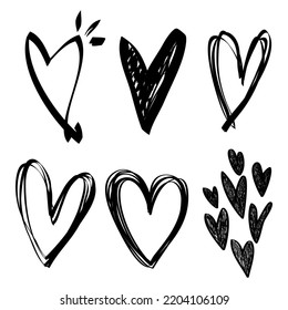 Doodle hearts on set. hand drawn heart. love symbol. vector illustration