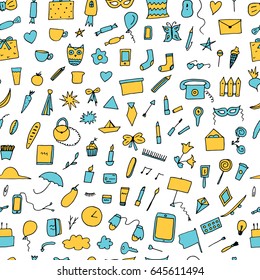 Doodle home related trendy seamless pattern. Hand drawn vector elements. 