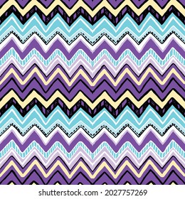 Doodled Chevron Muster. Dieses nahtlose Vektormuster besteht aus handgezeichneten Zickzacksacken in lustigen, trendigen Farben. 