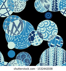 Doodled Circles. Seamless Background with Ornate Elements for Underwear Wallpaper Tablecloth. Black and White Vector Rapport in Modern Colors. Colorful Christmas Decoration. Seamless Doodled Circles.