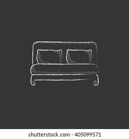 Double bed. Drawn in chalk icon.