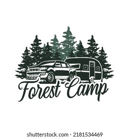 The double cabin car attracts a camping caravan with a pine forest background, used for the logo of adventurers and seasonal camping.