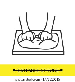Knetsymbol für Teig. Hände schlagen Brot oder Teig Teig, Entwicklung Gluten-Linie Piktogramm. Konzept von Brot, Gebäck und Pizza Kochen. Bearbeitbare Strich-Vektorgrafik für Rezepte und Kochbuch