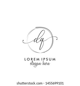 DQ Initial beauty monogram logo vector