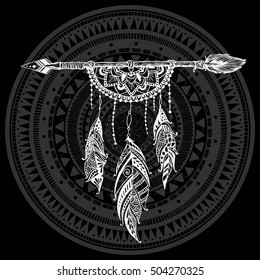 Dreamcatcher con plumas. Ilustración dibujada a mano por el vector