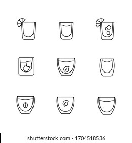 Bebidas en vidrio doble pared simple línea delgada icono conjunto ilustración vectorial. Contiene íconos como matcha, café, coctail, whisky, té verde, limonada y más.