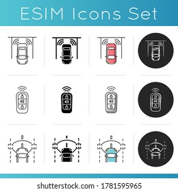 Conjunto de iconos de tecnologías de asistencia al controlador. Sistemas inteligentes modernos para la seguridad de la conducción. Color lineal, negro y RGB. Entrada sin llave, sensores de estacionamiento y sistema de mantenimiento de carriles. Ilustraciones vectoriales aisladas
