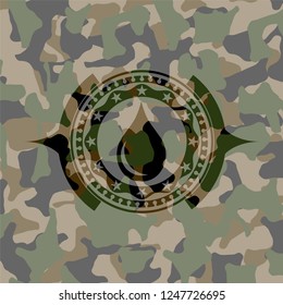 drop icon on camo texture