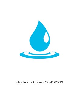 Drop icon. Vector illustration. Rain drop.