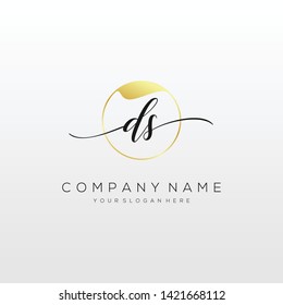 DS Handschrift erste Logo-Vorlage Vektorillustration.