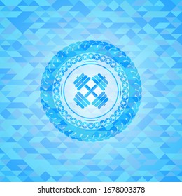ícono de timbre dentro del emblema azul cielo con fondo de estilo ecológico mosaico