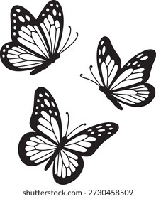 Una colección dinámica de tres siluetas de mariposa negra en varias poses de vuelo, mostrando delicados patrones de alas contra un fondo blanco.