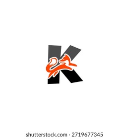 Silueta de zorro saltador dinámico con fondo de alfabeto K, que expresa agilidad, inteligencia y movimiento. Perfecto para marcas deportivas, logotipos creativos y diseño de Vector audaz