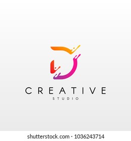 Dynamic Letter D Logo. Logo Design with Dynamic Splash Liquid.