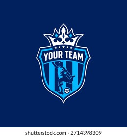 Un emblema de fútbol dinámico con un jugador en movimiento y una lujosa corona en la parte superior, que representa la victoria, la fuerza y el Estado de élite.