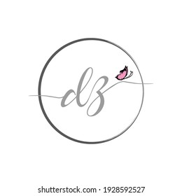 Diseño del logotipo de escritura a mano de letra inicial DZ con mariposa