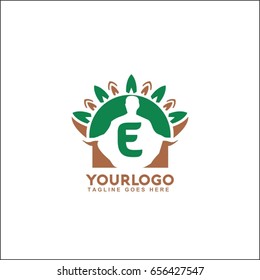 E letter abstract logo design template with beauty industry and fashion logo. cosmetic business, natural,spa salon. yoga, medicine company and clinic
