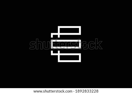E letter logo design on luxury background. EE monogram initials letter logo concept. E icon design. EE elegant and Professional white color letter icon on black background.