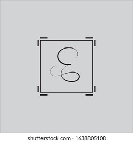 E letter logo design with vector graphic