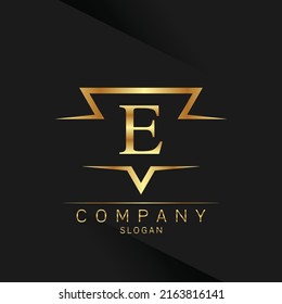 E letter logo Gold 3D