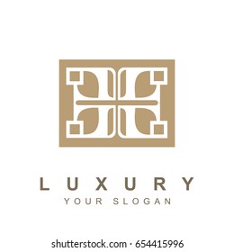e luxury logo