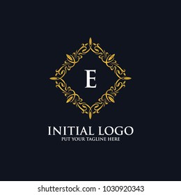 E Royal Classic Shield Logo icon
