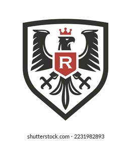 Logo de Eagle Crest. emblema de la etiqueta de escudo de halcón. Icono de monograma de la marca Falcon. Pájaro heráldico real con insignia de la corona. Ilustración vectorial.